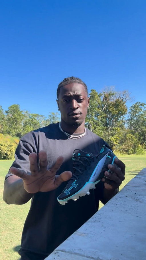 Quick Tip For The Route Runners Out There 🫰🏾
@uafootball ❌ @mansory