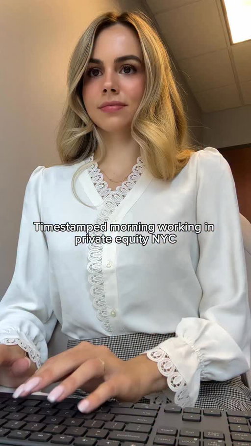 Timestamped morning working in investor relations at private equity firm in NYC 🍎 another pre-move vlog!! 

#privateequity #investmentbanking #womeninfinance #corporategirl #newyorkcity #investorrelations #dayinmylifevlog