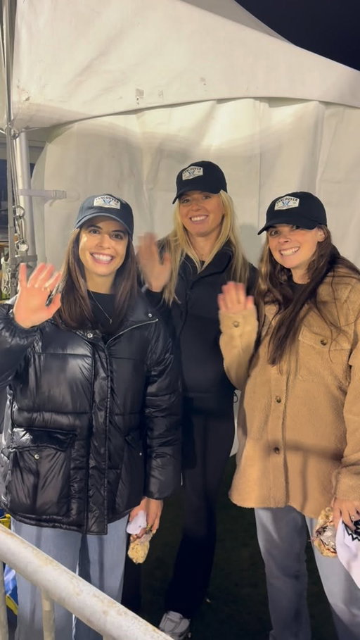 Vancouver showed up 💪 Big thanks to the local athletes who came out to support the Rise tonight!

#VanRiseFC
