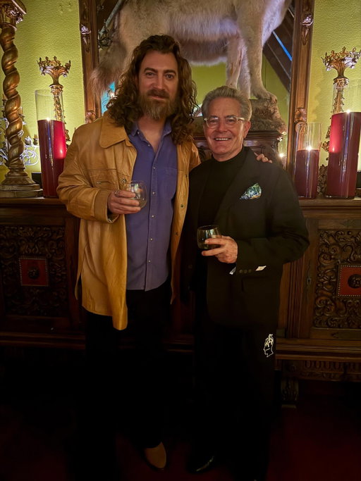 McLaughlin meets MacLachlan. We learned that we’ve both been to the ancestral castle, though I’m the only one whose mother broke her ankle there. 

Thanks to @brittany_broski for having us at the Royal Court Season 3 party.