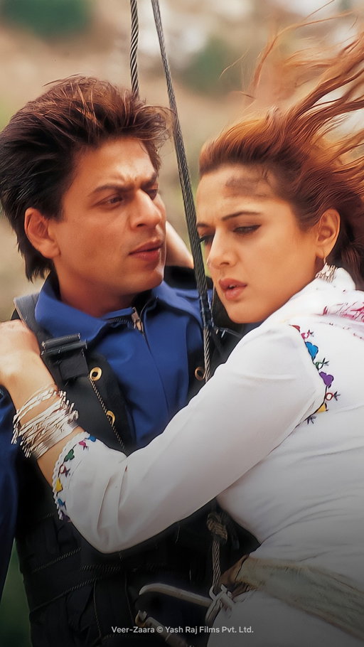 Aisa toh nahin tha ki isse zyada romantic scene maine kabhi dekha nahin tha 🥰 

Watch Veer-Zaara, out now on Netflix.

🎥: Veer-Zaara