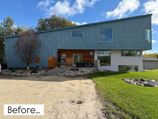 Our last exterior of the season 🍂 What a stunner! 

We have officially wrapped on another fantastic exterior season, and look forward to shifting more of our focus indoors, to help our clients transform their home’s interior spaces. 

Ready to renovate? Give us a call to book your free estimate 204-452-3633 📱

#local #exterior #interior #home #paint #renovation #transformation #winnipeg