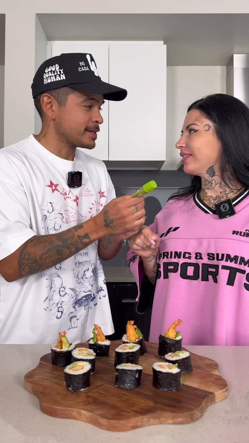 Wasabi Roulette #wasabiroulette #wasabichallenge #coupleschallenge #couplescontent #spicychallenge #sushi