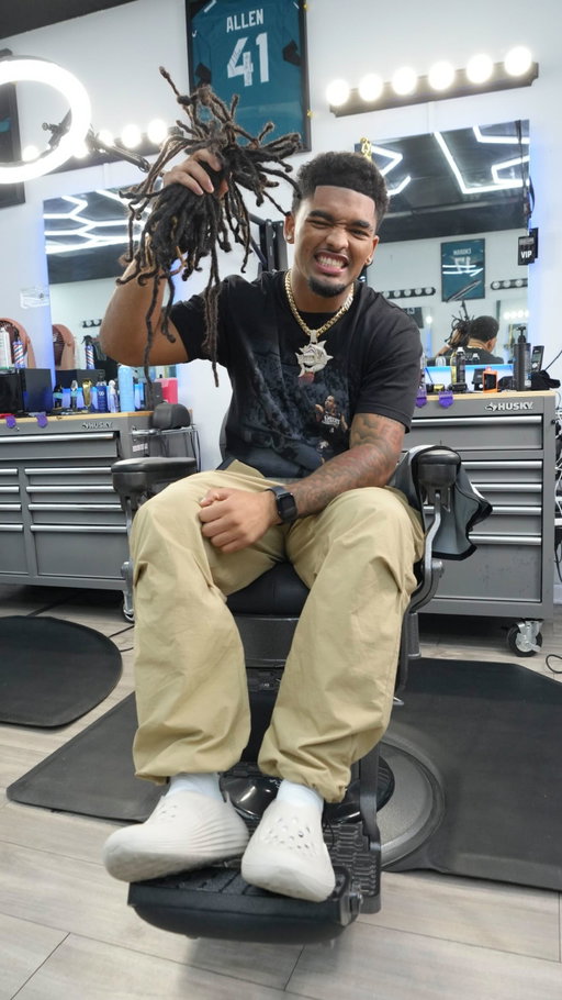 THE SHARK CUT HIS DREAD⁉️VIDEO OUT NOW!!! LINK IN BIO 🎥