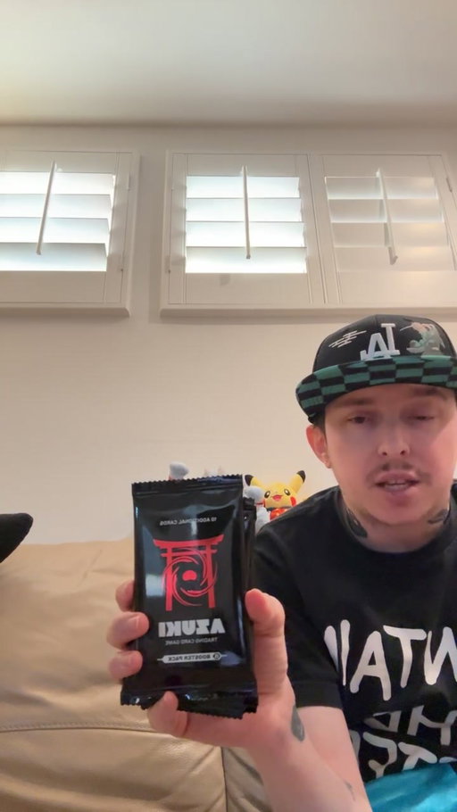 Opening some @azuki tcg alpha packs with yall ⛩️