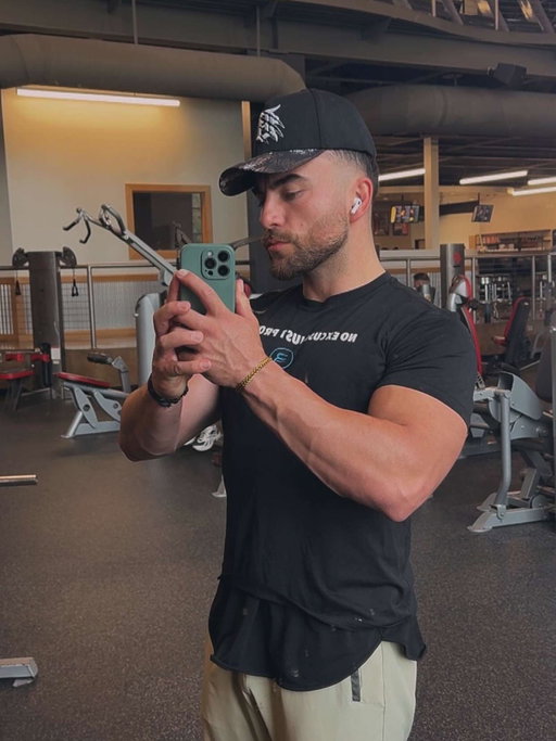 2025 4th quarter 🍂 

.

.
.
#trend #fall #pictureoftheday #boise #idaho #idahome❤️ #gym #gymlife