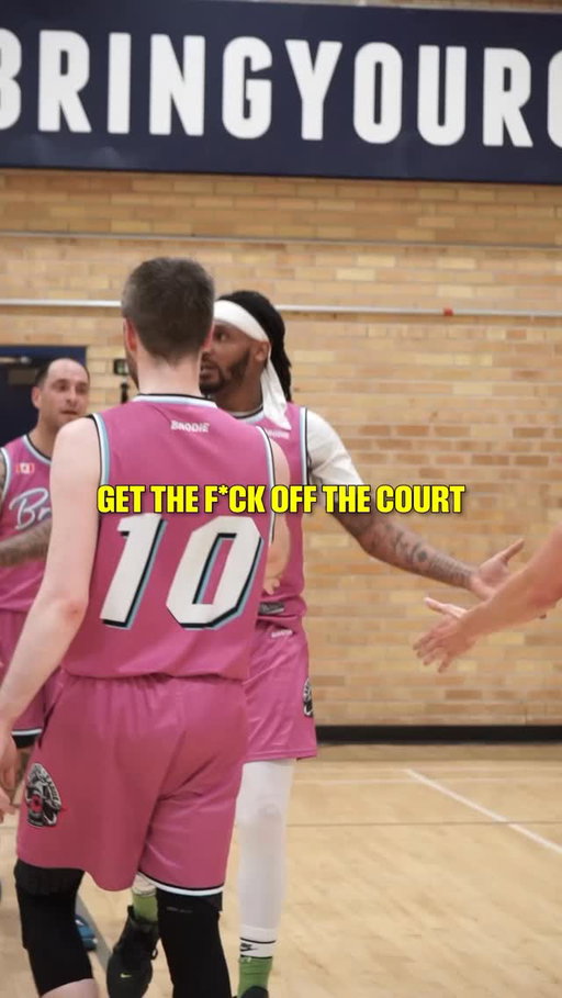 Week 8 got real 🔥 LIETUVA brought the fire—and bro was talking spicy! 😂 Now it’s playoff time 👀 Who’s ready for that Week 9 heat? 😤🔥
.
.
.
.
Best Men’s basketball league. Adult basketball near me. Men’s basketball near me. #neverwashed #mensbasketball #adultbasketball #brodieathletes #Bestleagueintheworld #adultleague #mensleague