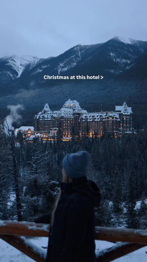 The most magical hotel during Christmas 🎄💫 

📍 @fairmontbanff