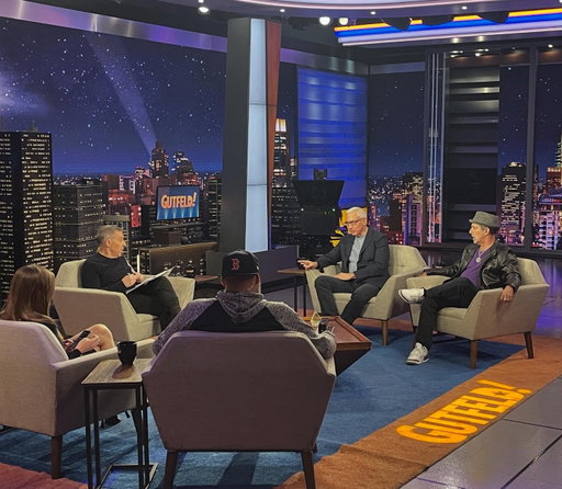 An epic behind the scenes shot from tonight’s show! TUNE IN at 10PM on @foxnews