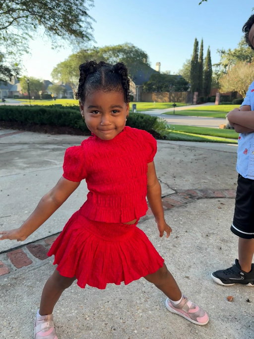 My second born turned 3 today!!! She is my supergirl, my dancer, my strong girl, my resilient lady, my beautiful princess… my sweet VERITY PARKER TEMPLE!!!! Happy birthday baby girl, Daddy loves you more than you will ever know.  SWIPE