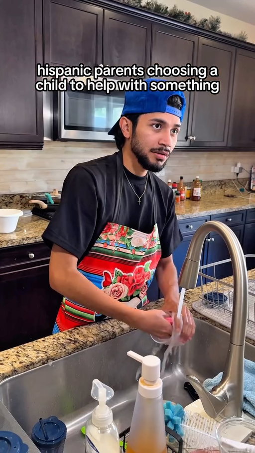 Always choosing the wrong child 🙄

-
.
 #kickbackcrew #explorepage #reels #skits #comedyskit #mexicanparents #mexicansbelike #hispanic #parents