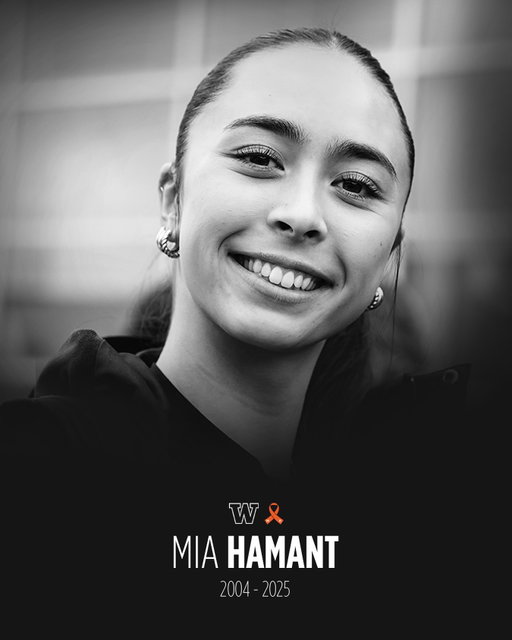 We are heartbroken by the passing of Mia Hamant after her courageous battle with cancer. @miakickscancer inspired everyone around her with her strength and spirit. Our love is with her family, teammates, and all who knew her. Her legacy will forever live in Husky Athletics. 💜🐾