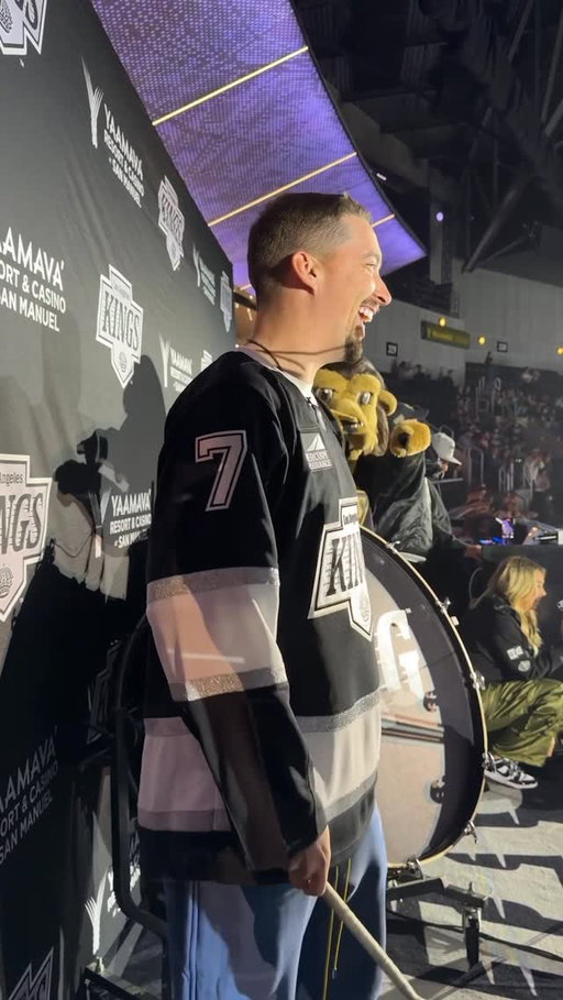 Blake on the drums at @lakings! #GoKingsGo