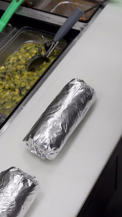 Warm. Bigger. Better. That’s how we wrap at gusto! 🔥
Fresh, satisfying, and made to keep you fueled through the day.
👉 Order on the app or swing by for a warm-up.

#whatsyourgusto #gustoatl #biggerwraps #freshflavors #fastcasual #atlfoodie #eatgusto #atlfood #wraplover #chipotlemangoavocado