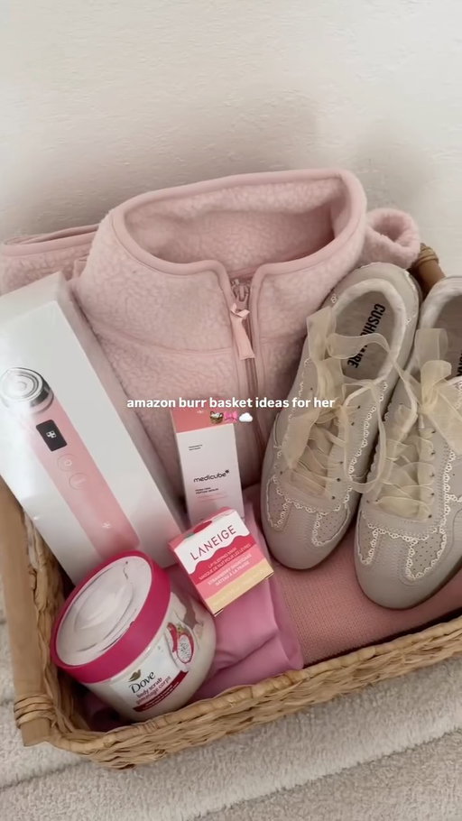 L!KE & COMMENT✨”ME”✨⬇️ FOR 🔗s! Must be following @bymya_kae or the DM won’t work!!

👉🏽 Or shop everything on my Amazon Storefront Under the “BURR BASKET IDEAS” List 

You can also Copy & paste this 🔗 in ur browser and it will lead you straight to everything! ↓

🔗 https://amzlink.to/az0H1h2K8Zh3U 

#amazongiftguide #amazonfinds #amazonmusthaves #giftideasforher #amazonwishlist #amazonshopping #amazonfashion #amazongifts #burrbasket #giftbasketideas #burrbasketideasforher #amazonholidayfinds #holidaygiftguide #christmasgiftideas #trendinggifts