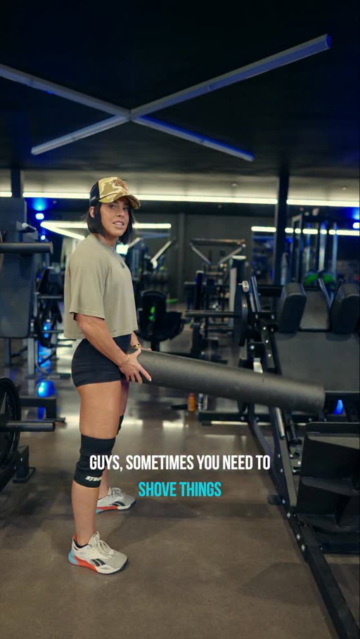 You NEED to try this…🔥
Avoid the hack sled cause it hurts your knees? 🙋🏻‍♀️ Yeah, me too. Try this tweak and you’ll feeeeel the difference — zero knee pain, all quad burn. The way it’s supposed to be 😤