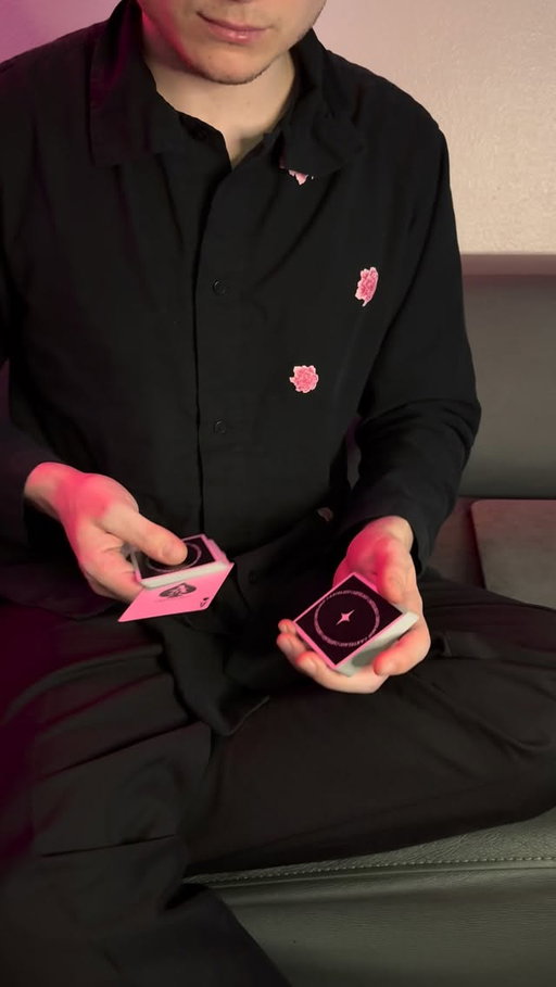 That ace 

#cardistry #magic