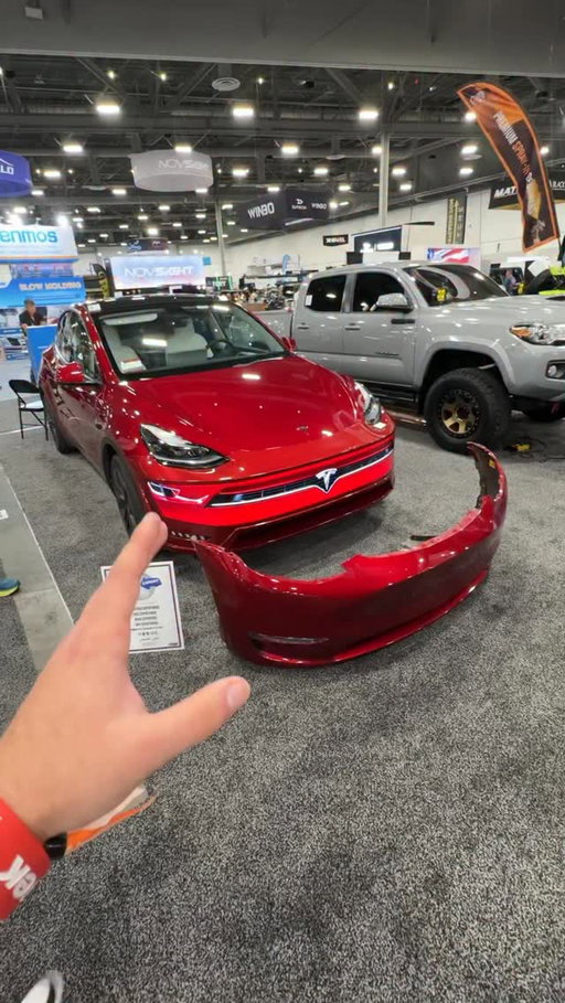 Literally why? 😂 #tesla #modely #ev #electriccar #badmod