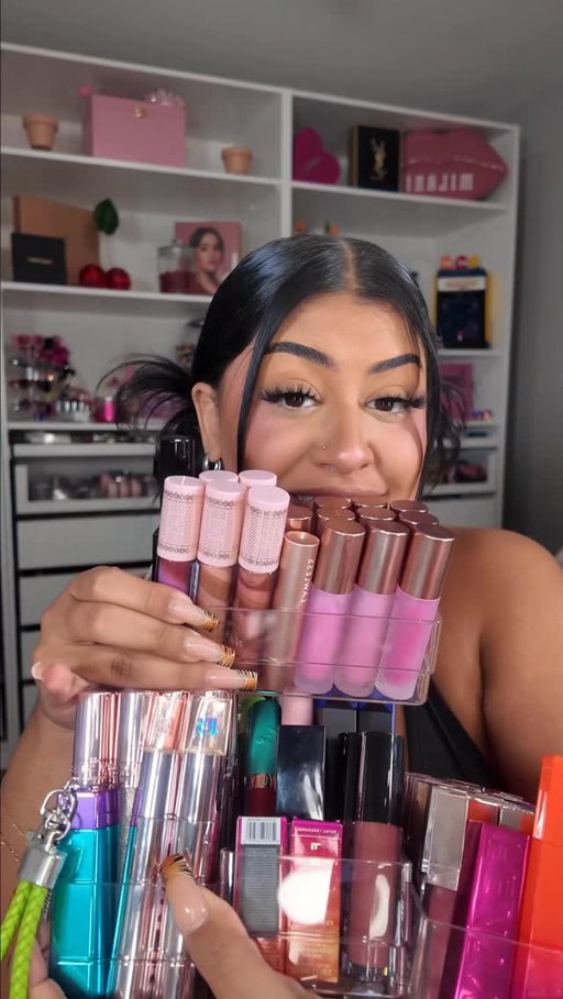 me & brown lip liner tg forever 🔐😍😘 LMFAO

@makeupforever artist color pencil in limitless brown, endless cocoa, and true red
@treslucebeauty lip gloss
@elfcosmetics lip plumping gloss in swollen
@anastasiabeverlyhills lip liner in midnight rogue
@maccosmetics lipstick in cool teddy
@lawless forget the filler lip plumping gloss in strawberry shortcake