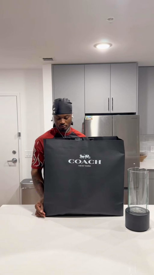 Coach came through heavy with this one @coach can I get the brown one too🫣 #unboxing #interiordesign #luxuryvibes #explorer