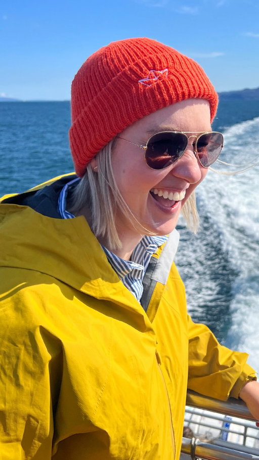 Just posted day 2 of our 4-day trip through Scotland! 🏴󠁧󠁢󠁳󠁣󠁴󠁿 We’re spending the whole day on the water making our way through the spectacular Treshnish Isles on the west coast. Starting out from Tobermory on the Isle of Mull with its candy-coloured houses, we visit a giant colony of puffins (more than 10,000 of them!) and Fingal’s Cave, a striking place that feels plucked from fantasy.

For this wee Scotland series, we’ve teamed up with Highland Explorer Tours (@highextours). They’ve launched a Black Friday sale early. The tour we’re on in this series (called the Mull, Iona, and Staffa Puffin Experience) is now 20% off with the code BLACKFRIDAY20 if you book by December 7th. 🙌

#scotlandtravel #scotlandexplore #scotlandisnow #visitscotland #isleofmull #hebrides #puffins #fingalscave #staffatours