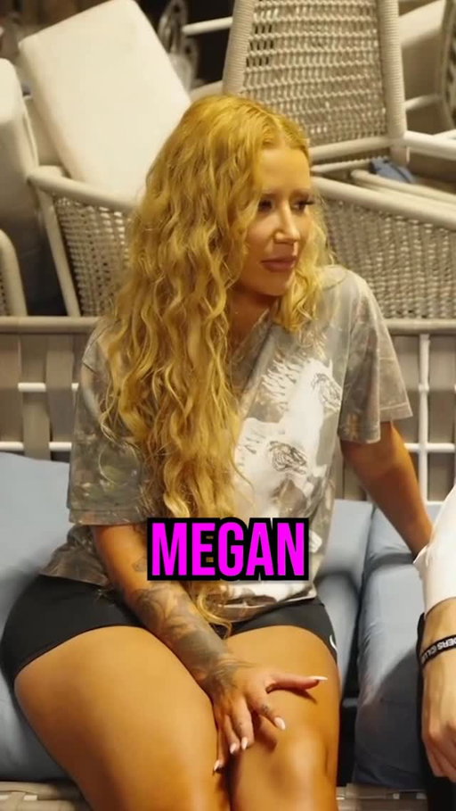 Iggy Azalea just invited Megan Fox to N3on’s next stream 😳 #n3on