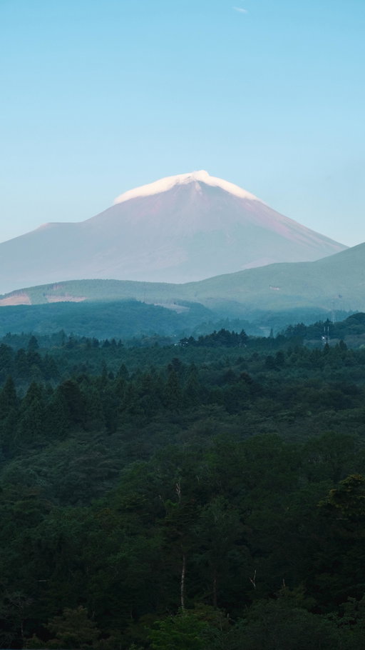 If you’re seeking an unforgettable escape that seamlessly blends tranquility with adrenaline, look no further than the exceptional @fujispeedwayhotel. 🏨

In fact, the hotel is Japan’s first “Unbound Collection by Hyatt” brand and is truly one-of-a-kind by boasting a blend of motorsports and hospitality.

Save this hotel for your next trip to Japan 🇯🇵

#pr #fujispeedway #unboundcollection #hyatt