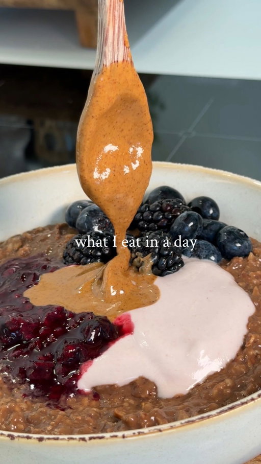 what I eat in a day ✨🍓🥑

#whatieatinaday #wieiad #vegan #fdoe #fulldayofeating #veganrecipes #nutrition #guthealth #healthyfood #easyrecipes #mealideas #breakfast #dinner #plants #wholefoods #antiinflammatory #recipe #fulldayofeats #food #explorepage #explore
