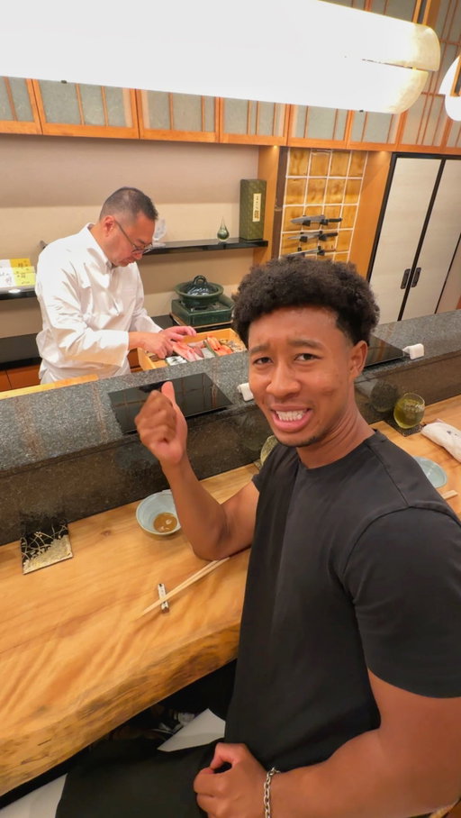 Honestly the best value sushi omakase course I had in Osaka! 

They have a wide variety of great quality fresh sushi options for a reasonable price, as well as creative sushi and seafood dishes. Definitely a must try if you’re in Osaka Japan

Name: Hozenji Sushi Sakata (@sushi.sakata)

#japan #japanesefood #sushi #japantravel #japantrip #osaka #japanfood