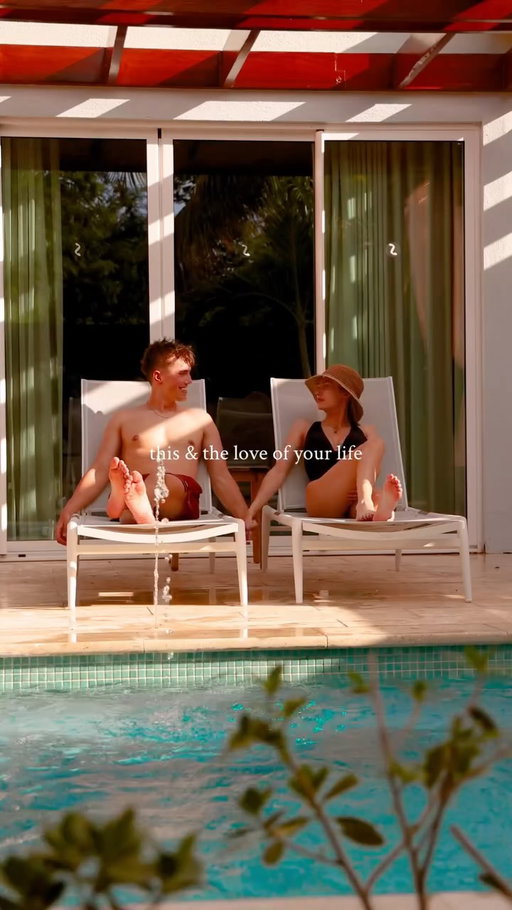 This is what paradise with your person looks like.

From dreamy pools to soft white sand, sunset bike rides, and the most delicious food, Sandals Saint Vincent is pure paradise 🌺🌴 The perfect place to escape with the love of your life.

#SandalsResorts #MadeOfCaribbean #Sponsored @sandalsresorts