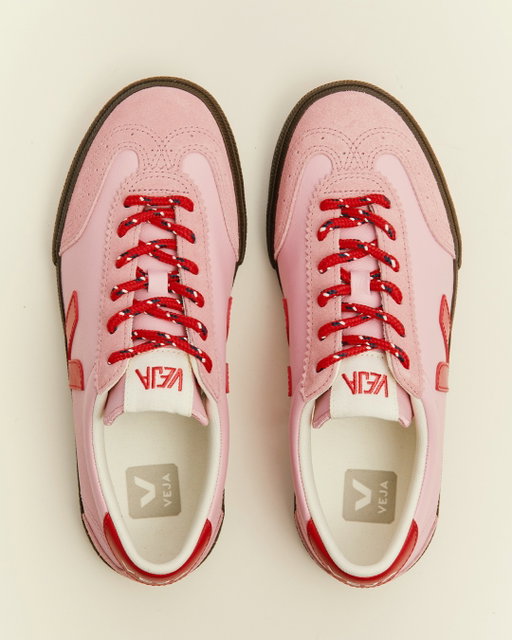 The VEJA Volley in all its colorways​

#veja #vejavolley #sneakers #vejafootwear