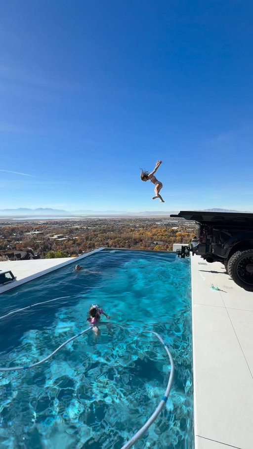 SUNDAY FUNDAY-From Sema truck to improve diving board….. the girls are sure enjoying the truck so far. 

Huge thanks to everyone that made it happen: 
Builder/Shop/Installer @wright_bros_customs 
Title SEMA partner: @fittipaldioffroad 
Tires: @venompowertires 
Bumpers: @fusionbumpers 
Suspension: @elevate_mfg 
Shocks: @locked_offroad 
Powder: @prismaticpowders 
Grille: @overkillfab 
Steps: @boostautoparts 
Mats: @next_level_mats 
Deck: @ironbuiltcustom 
Driveline: @drivelinesplus_offroadcenter 
Lighting: @rigidindustries 
Rock lights: @vengeance.industries 
Hood: @cervinisauto 
Hitch: @genyhitch 
Hooks: @mhioffroad 
Badges: @maineventemblems 
Assistance: @varnbilt_motorsports 
Performance: @bankspower 
Train horn: @hornblasters 
Audio: @ntx_audio_innovations / @hertz_audio_official 
Management by @truck_guru 
Paint by @revamped.customs 
Powder coat by @tkcolorshop
