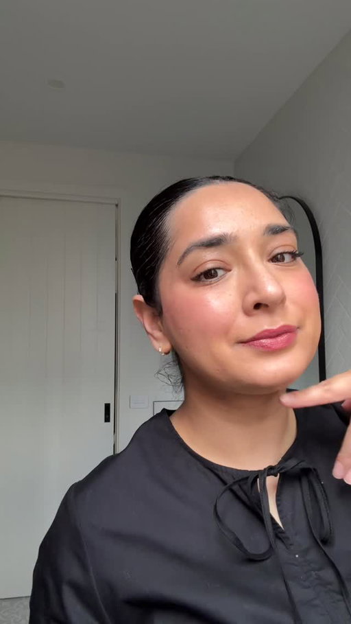 💄 Shopping my stash - inspired by @coralsnmauves & @riisblog 

Wearing @maybelline Lifter Gloss in shade Petal. Love that it’s pigmented,  glossy and hydrating 💖

#makeup #maybellineau #lipgloss #melbournebeauty #maybelline #beauty #ausbeauty #ausbeautybabes