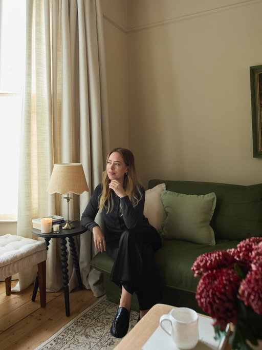 So happy to have our home featured as part of the @bed.threads Makers series, after being a fan of their beautiful linen bedding for many years. They captured the house so beautifully, I’m really excited to share these images with you. Watch the full length video and read the written interview on their site. #TheMakers AD