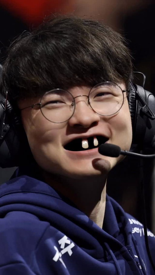 Faker ganó Worlds pero perdió los dieñtez 💔
