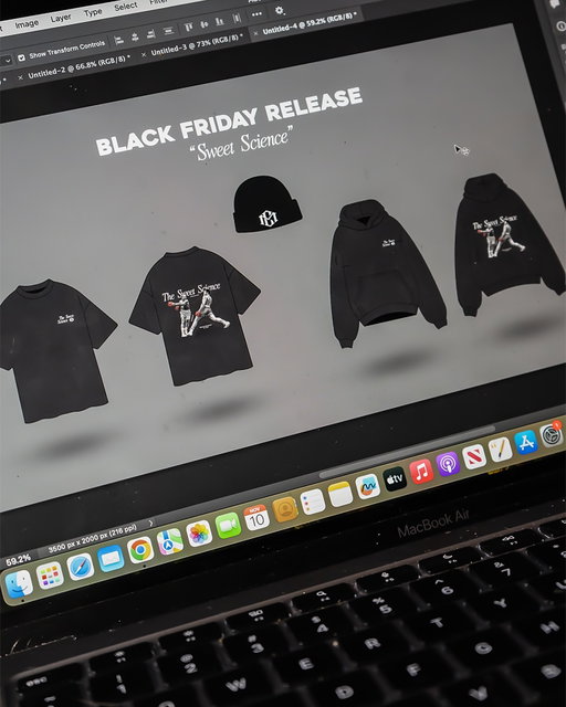 Black Friday November 27th with 3 brand items dropping! 
-
-
-
#boxing #boxeo #boxingbrand #boxingmotivation #boxingnews #boxingchampion #boxinglifestyle #boxinglife #boxinghype #boxingworkout #boxingtraining #boxingfan
#championmindset
