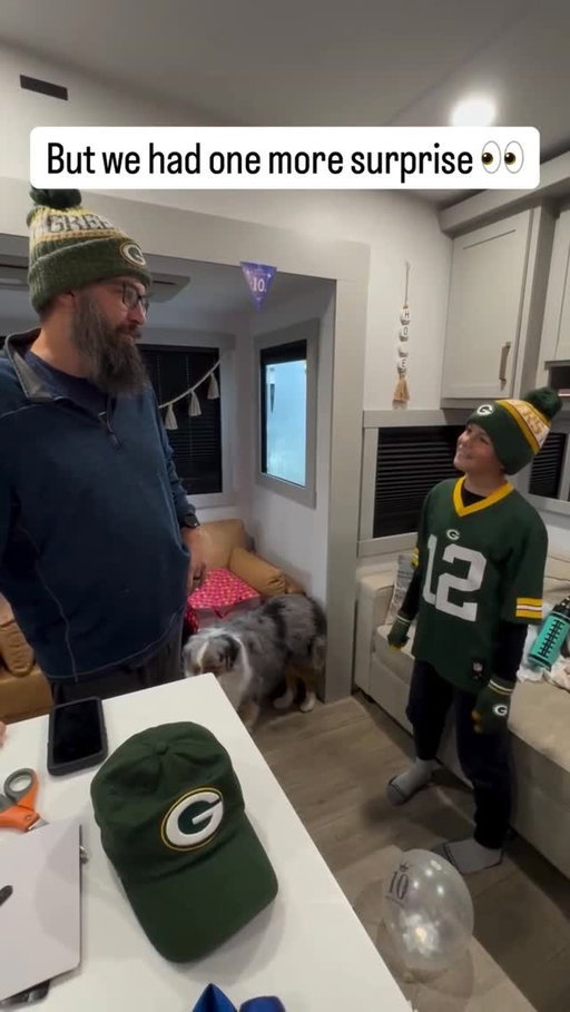 the best birthday gift 💚💛

(via @4simplelives)