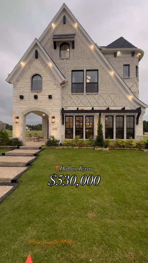Modern Luxury Mini Castle Home in Dallas, Texas!😮‍💨🤝

Contact us for a private tour!

$530k+

#dallas #newhome #luxuryhomes