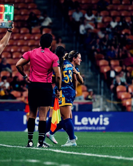 From rehab to game days, this season meant a little extra. Full of highs, lows, and everything in between. I’m proud of the recovery and happy the team was able to finish the season strong. 

Huge thanks to my teammates, family and of course the fans that stuck with me and the team through it all. Excited to keep pushing for bigger things and reach even higher with the @utahroyalsfc next season.