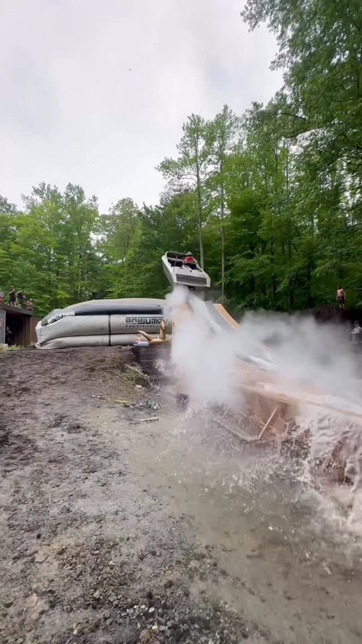 How’s our Backyard boat jump setup? 🚤