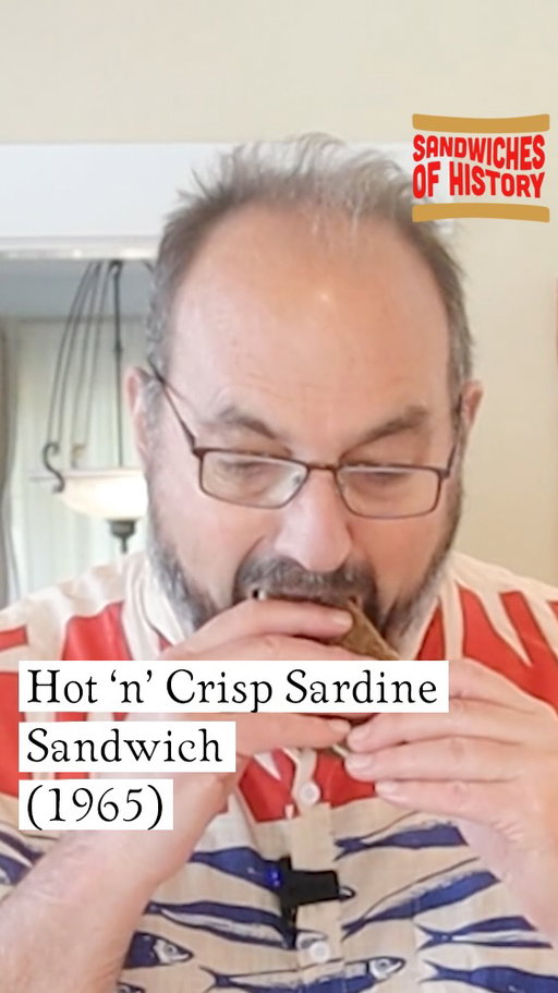 Yes, I do accidentally say “The 1,000 Fabulous Recipes” instead of the actual name of the book The 1,000 Fabulous Sandwiches. D’oh! At any rate 1965 has us making the Hot ’n’ Crisp Sardine Sandwich which is not heated nor crispy. Go figure. At least it does have sardines?

Snag some Sandwiches of History hoodies, t-shirts, beanies, and more! 
https://www.sandwichesofhistory.com/merch

Buy your copy of Sandwiches of History: The Cookbook!
https://geni.us/SandwichesofHistory

Sign up for my weekly recap email!
https://sandwichesofhistory.substack.com/

⁣
⁣
#HotnCrispSardineSandwich #sandwichgram #oddsandwiches #sandwichesofhistory #historicsandwiches  #oldsandwiches #oldrecipes #sandwichesofinstagram #sandwichesofourhistory #The1000FabulousSandwiches #1965