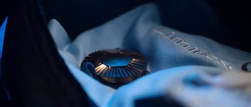 « Peu importe ton âge, ton sexe, où que tu es dans la vie, tout le monde peut être limitless »

Voici Sophiane Méthot,

Athlète québécoise en trampoline & médaillée de bronze aux Jeux Olympiques de Paris en 2024! 

Sophiane nous partage son état d’esprit qu’elle choisit d’adopter au quotidien pour se dépasser et relever les défis sur son chemin. Grâce à son état d’esprit «Limitless» , Sophiane attaque chaque jour en donnant son 110% et ne recule devant aucun obstacle. 

Les seules limites sont celles qu’on acceptent! Alors toi aussi fais comme les pros, reprend le contrôle et définis ton propre Mood 🔥 

#SetYourOwn 

www.moodclothingmtl.com

🎥: @bleufonce_video