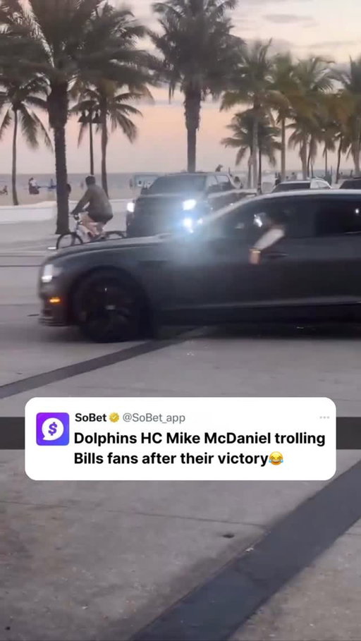 Mike McDaniel TROLLING #bills fans after the #dolphins victory‼️

#nfl #football #mikemcdaniel #buffalobills