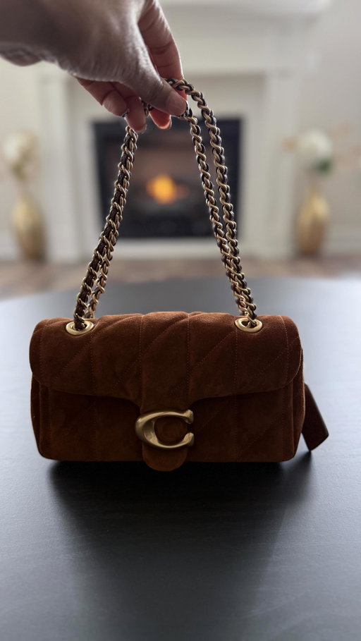 Isn’t she perfect?!!! @coach 

Comment BAG below to receive a DM with the link to this post on my LTK ⬇ https://liketk.it/5wKlf #ltkstyletip #ltkholiday #ltkitbag 
.
.
.
.
.
Coach bag, Coach tabby, Coach Tabby Quilted, fall handbag, handbag lovers, purse lover, gift idea
