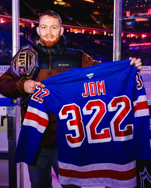 The Rangers ice ➡️ The Octagon at MSG this Saturday for #UFC322