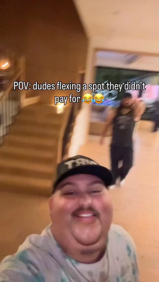Like what you gon do post your moms spot tm like nothing happened??😂😂 

#fyp #foryou #explore #funny #comedy #laugh #viral #funnyvideos #vacation #hometown
