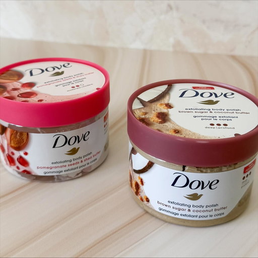 If you haven’t tried a @dove Exfoliating Body Polish yet, then I urge you to! 

The formulas gently exfoliate while leaving your skin feeling amazing! It’s created with the signature Dove moisturising cream which helps nourish your skin and keep hydration locked in. 

Available at @chemistwarehouseaus and most places Dove is stocked usually 🕊️

Have you tried this yet? 
.
.
.
#BRANDEDCONTENT
* Press Sample - gifted with no obligation to post 
#dove #doveexfoliatingbodypolish #makeupswatches #skincareaddict #makeupaddict #makeupjunkie #makeupflatlay #beautyinfluencer #makeupcollection #swatches #aussiebeautyblogger #makeupcommunity #discoverunder20k #beautymakeup #beautyobsessed