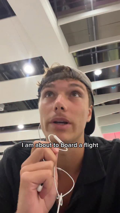 Flying back to the place where it almost ended✈️🙏🏼

This is the first time that I’m this transparent about my past. A lot of people struggle with mental health and have no one to talk to or are ashamed to mention it to anyone. Since I have gotten very comfortable talking about my past to others I want to start sharing my story to remind those people that they aren’t alone and that there is always light on the end of the tunnel. 

If you have any questions or you just want to get something off your chest, my DM is open for you🫶🏼

Much Love,
Cass❤️