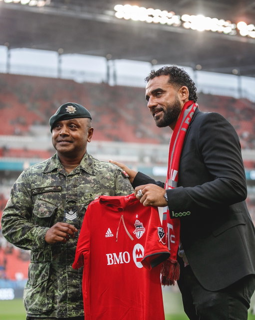Today we honour all who served and sacrificed for our country.

Toronto FC recognizes the contributions of Women, Indigenous Peoples, and Black Canadians whose courage and service have shaped our nation.

Lest we forget 🍁