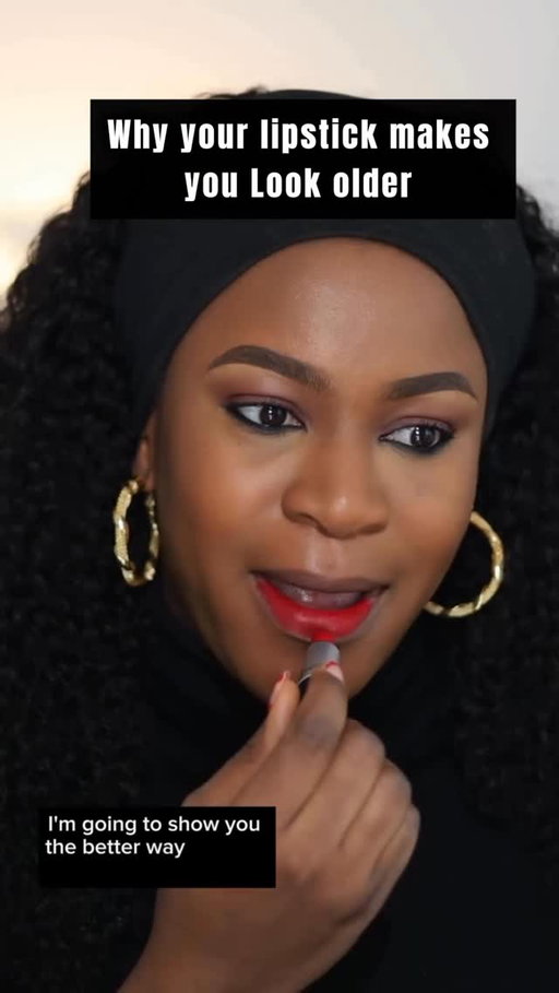 The way you’ve been wearing your makeup is the reason it makes you look too old…. 

•Registration for Edmonton🇨🇦 class ends in 8 days 
•Registration for Vancouver 🇨🇦 class ends in 13 days 
•London 🇬🇧 tickets are half way gone! 
• Virtual class tickets linked in bio 

All links are in bio to sign up